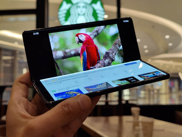 Samsung Galaxy Z Fold2 5G