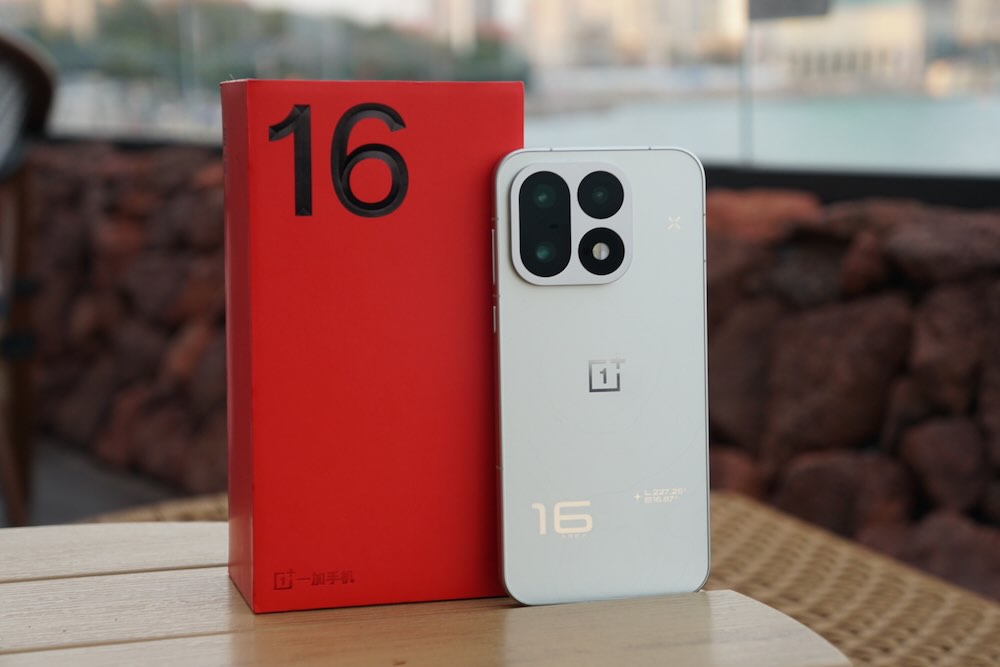 OnePlus 16