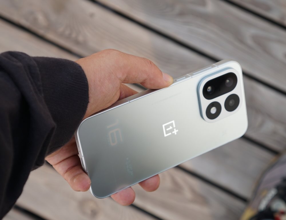 OnePlus 16